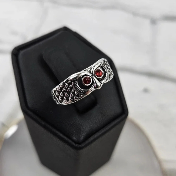 Red Eyed Owl Adjustable Fashion Ring A17 - Picture 7 of 13